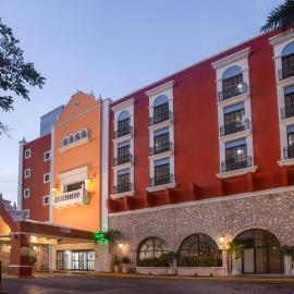 Holiday Inn Merida by IHG，位于梅里达的酒店