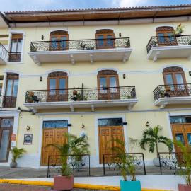 Oasis Hotel
