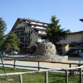 Hotel La Fattoria，位于卡迈格拉特罗希拉诺的酒店