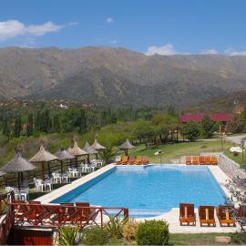 Altos del Sol - Spa & Resort，位于梅洛的酒店