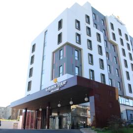 Golden Tulip Ana Dome Hotel，位于克卢日-纳波卡的酒店
