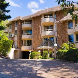Wahroonga Furnished Apartments，位于霍恩斯比的酒店