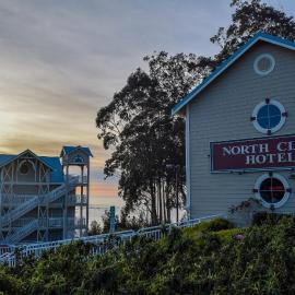 North Cliff Hotel，位于布拉格堡的酒店
