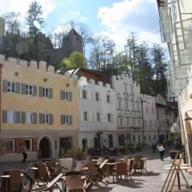 Hotel Krone，位于布鲁尼科的酒店