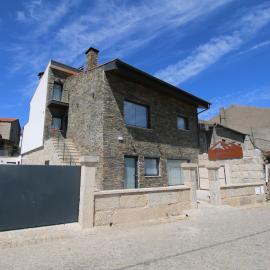 Afonsos House & Rooms，位于Videmonte的酒店