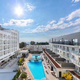 Anemi Hotel & Suites，位于帕福斯的酒店