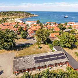 Cozy Apartment In Allinge With Wifi