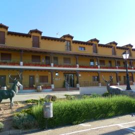 Hotel Milagros Rio Riaza，位于米拉格罗斯的酒店