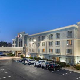 Best Western Plus Dalton Inn，位于道尔顿的酒店