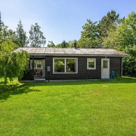 1 Bedroom Nice Home In Eskebjerg，位于伊斯科博约格的酒店