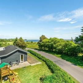 Cozy Home In Farsø With Sauna，位于Farsø的酒店