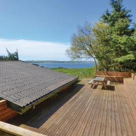 Three-Bedroom Holiday Home In Struer