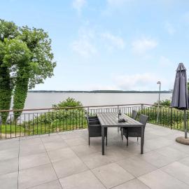 Three-Bedroom Holiday Home In Krusa，位于库拉萨的酒店