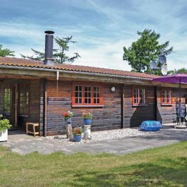 Holiday Home Jægerspris With Fireplace Iv，位于Jægerspris的酒店
