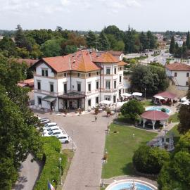 Hotel Villa Stucky