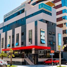 Saint Patrick Grand Hotel,位于马塞约的酒店