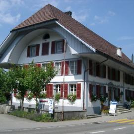 Landgasthof-Hotel Adler，位于朗瑙的酒店