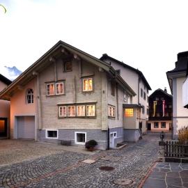 Charming Swiss Chalet Andermatt，位于安德马特的酒店