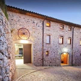 Casa Rural Espasa，位于莱斯普卢加德夫兰科利的酒店