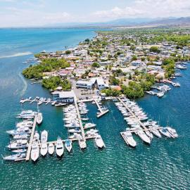 Marina de Salinas，位于萨利纳斯的酒店