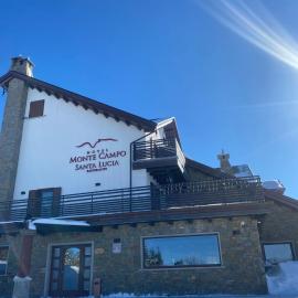 Hotel Monte Campo，位于卡普拉科塔的酒店