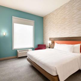 Home2 Suites By Hilton Bloomington Normal，位于诺默尔的酒店
