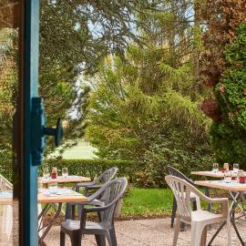 Kyriad Direct Epinal，位于埃皮纳勒的酒店