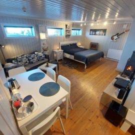 In Love With Norway，位于拉尔维克的酒店