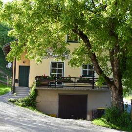 Ferienwohnung Sattelhof，位于蒂尔尼茨的酒店