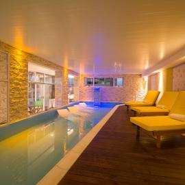 Los Tilos Hotel y Spa by CPH，位于维拉卡洛斯帕兹的酒店