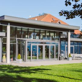Hotel & Tagungszentrum Blaubeuren - Hessenhöfe，位于布劳博伊伦的酒店