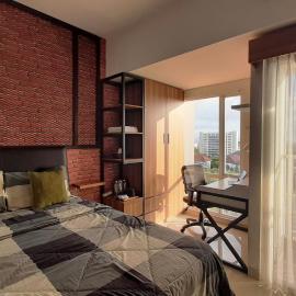 Apartemen Taman Melati Sinduadi By NGINAP，位于斯勒曼的酒店