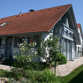 Gästehaus Hauser，位于鲁斯特的酒店