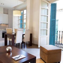 Apartamentos Pinar Málaga Centro - Carretería，位于马拉加的酒店