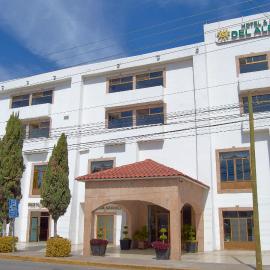 Hotel del Alba Inn & Suites，位于阿瓜斯卡连特斯的酒店