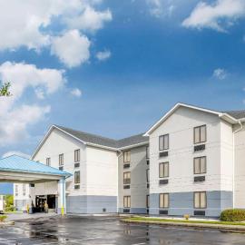 Baymont by Wyndham Pooler/Savannah，位于萨凡纳的酒店