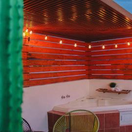 "Escapada perfecta" casa con albeca, jacuzzi y roof garden，位于Tlatenchi的酒店