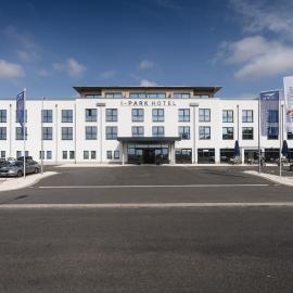 i - PARK Hotel Reichenberg,位于Reichenberg的酒店