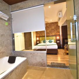 Hotel Candor Amigo Airoli Mind Space，位于纳威孟买的酒店