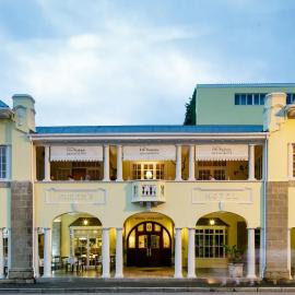 Queen's Hotel by BON Hotels，位于奥茨胡恩的酒店