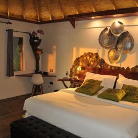 Mango Island Lodges，位于Saint Joseph的酒店