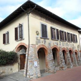 Palazzo Tarlati - Hotel de Charme - Residenza d'Epoca，位于奇维泰拉伊恩瓦尔迪基亚纳的酒店