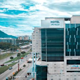 Esuites Hotel Recreio Shopping，位于里约热内卢的酒店