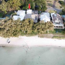 HighTide- luxury apartment, almost on the beach.，位于科莱特的酒店