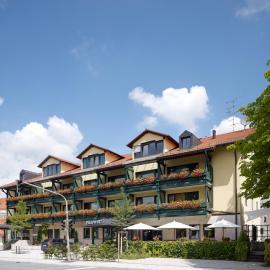 Hotel Neuwirt,位于佐尔内丁的酒店