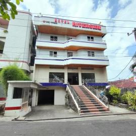 Hotel Riverside Manado