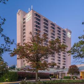 Crowne Plaza College Park - Washington DC by IHG，位于绿带城的酒店