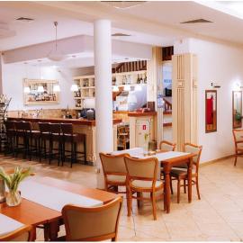 Hotel Piast，位于Cedynia的酒店