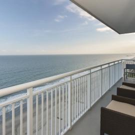Residence Inn by Marriott Myrtle Beach Oceanfront，位于默特尔比奇的酒店