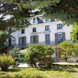 Logis Grand Hôtel Des Bains，位于萨兰莱班的酒店